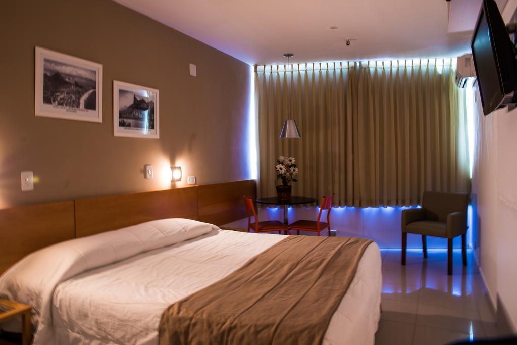 Hotel Atlantis Copacabana 3*